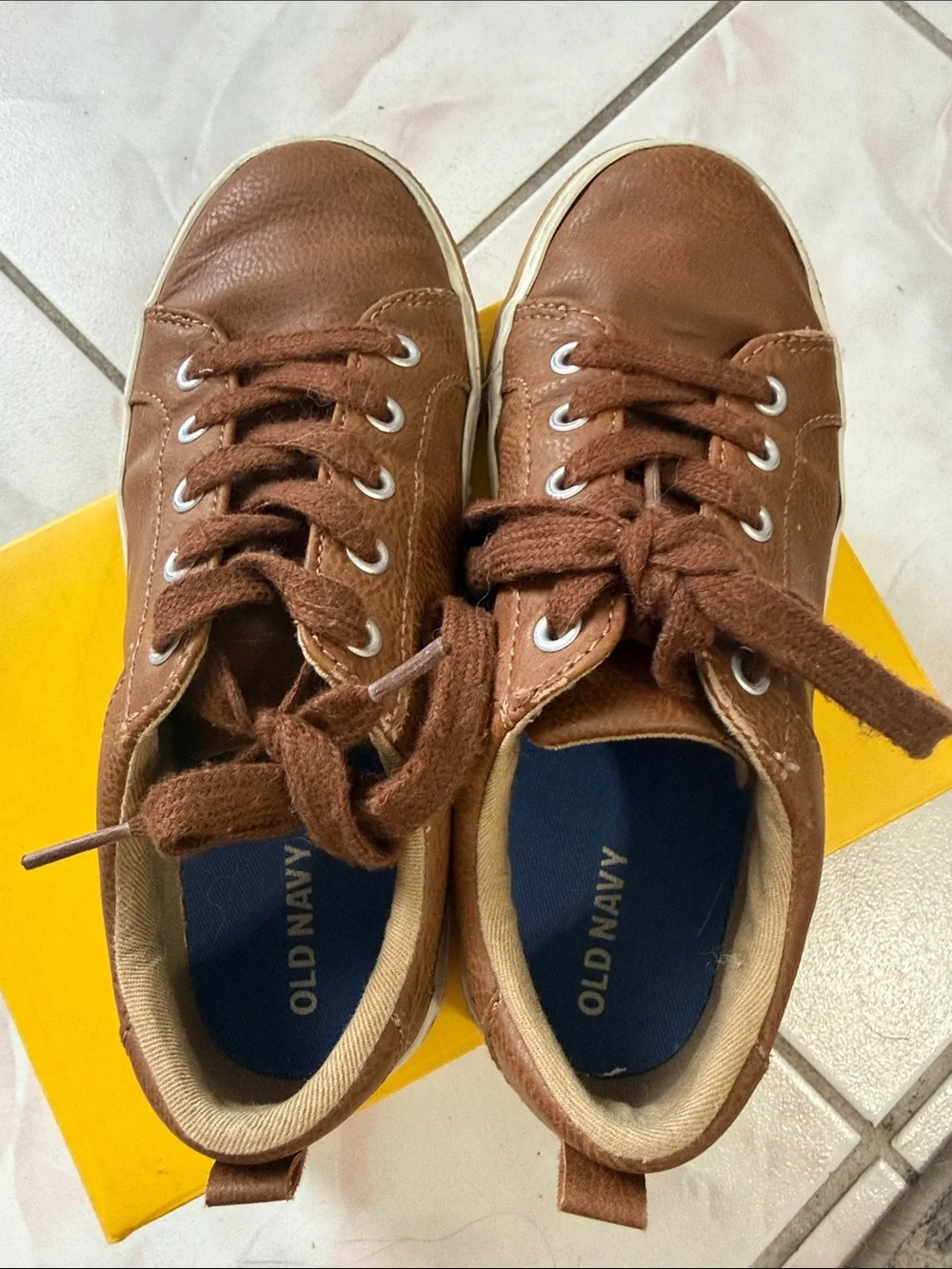 Old Navy Kids Brown Leather Lace-Up Sneakers